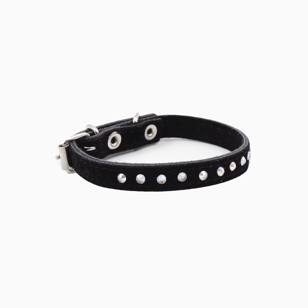 Elegantiškas juodo aksomo antkaklis su akmenukais šunims